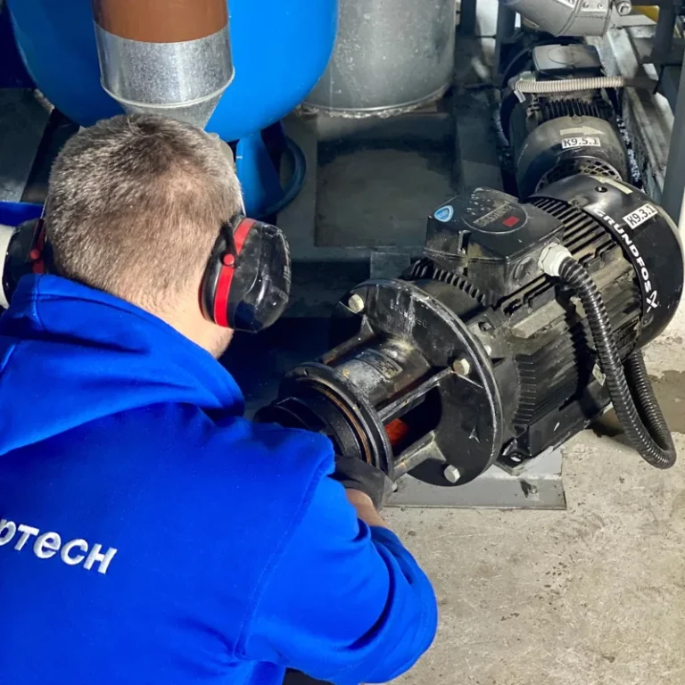 Техническое обслуживание насосов Grundfos NB на предприятии энергетики.